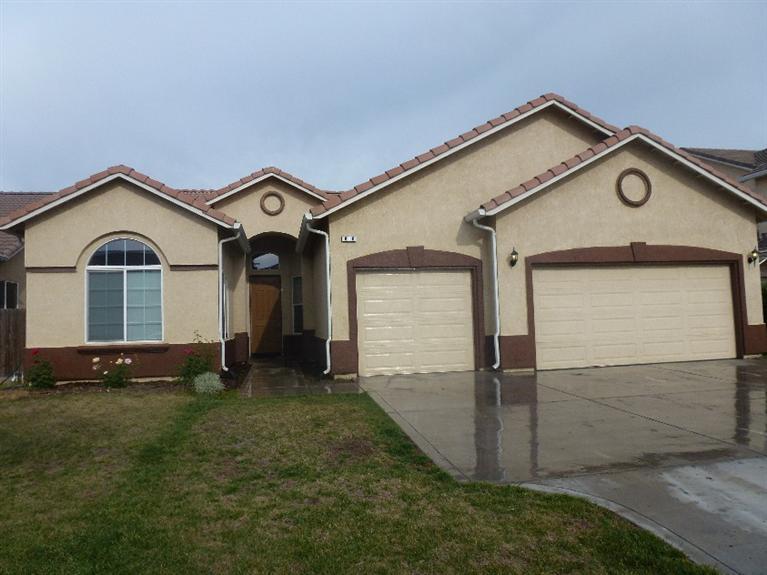 810 S Susan Ave, Kerman, CA 93630 photo 1