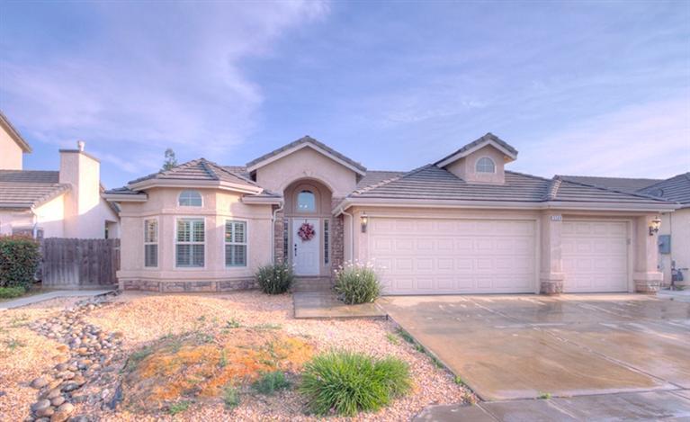 6589 E Cornell Ave, Fresno, CA 93727 photo 1