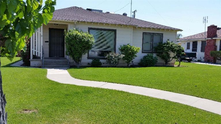 2005 Mary St, Sanger, CA 93657 photo 1