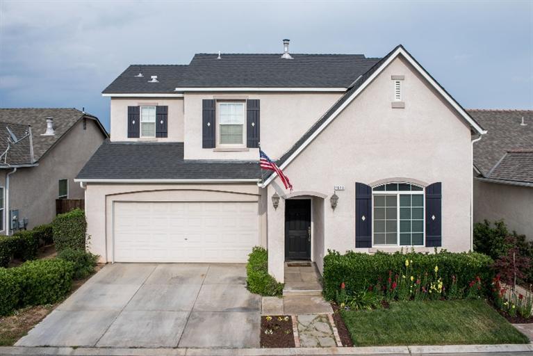 1919 N Miramar Ln, Clovis, CA 93619 photo 1
