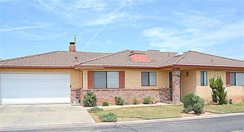 884 E Frederick Ave, Fresno, CA 93720 photo 1