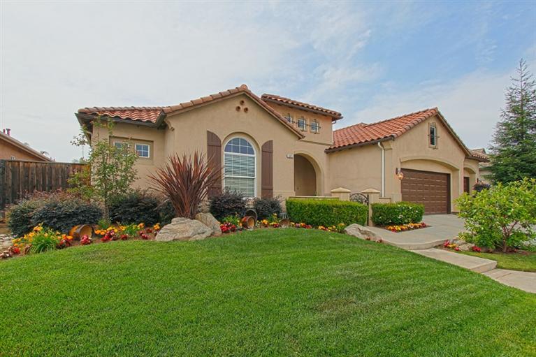 1872 N Ryan Ave, Clovis, CA 93619 photo 1
