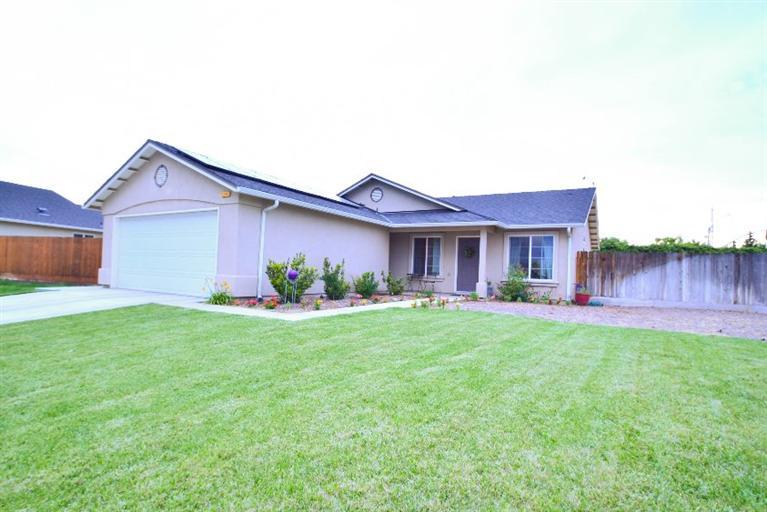 5594 E Tower Ave, Fresno, CA 93727 photo 1