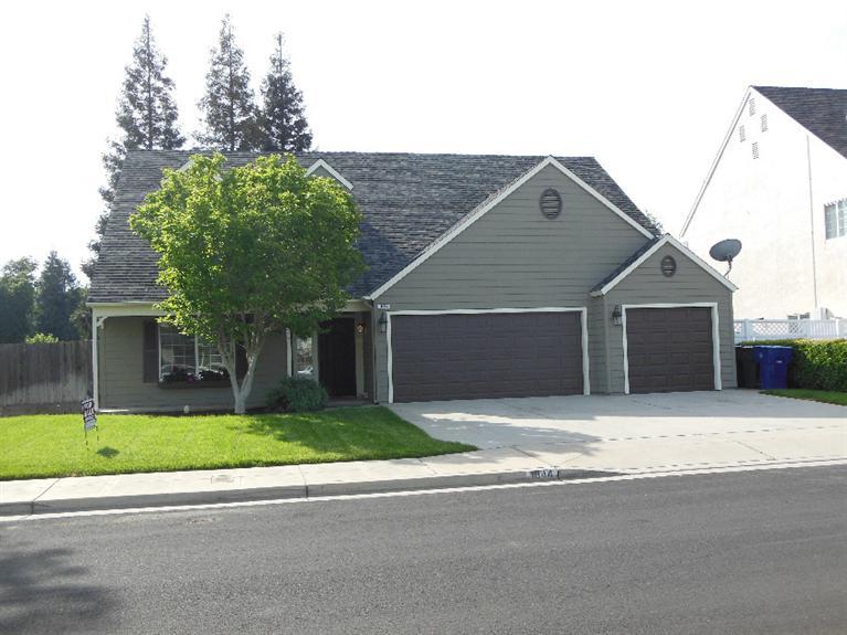 1844 Polson Ave, Clovis, CA 93611 photo 1