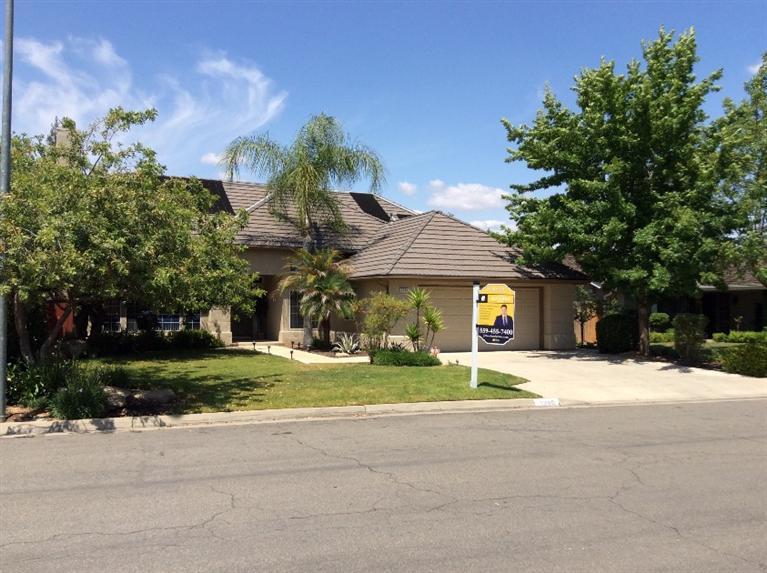 2090 E Shea Dr, Fresno, CA 93720 photo 1