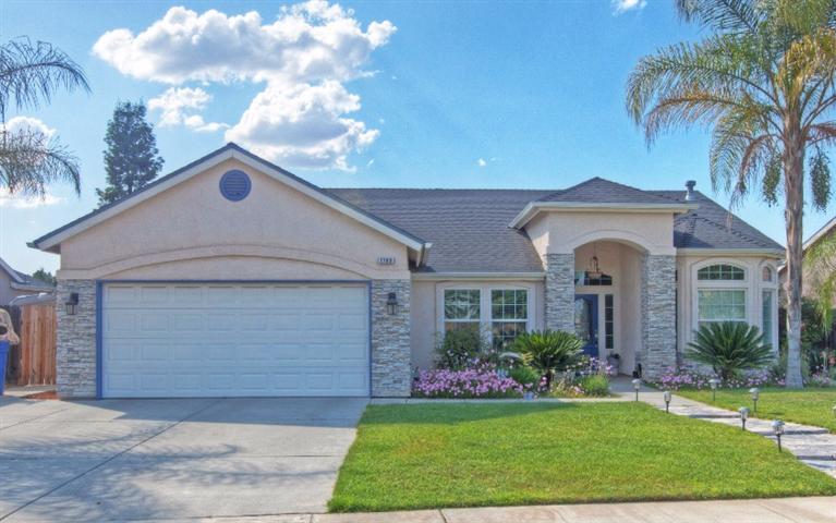 1780 Holt Ave, Sanger, CA 93657 photo 1
