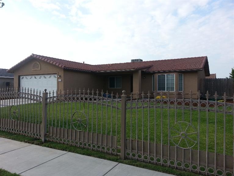 16157 W Botelho Ave, Kerman, CA 93630 photo 1