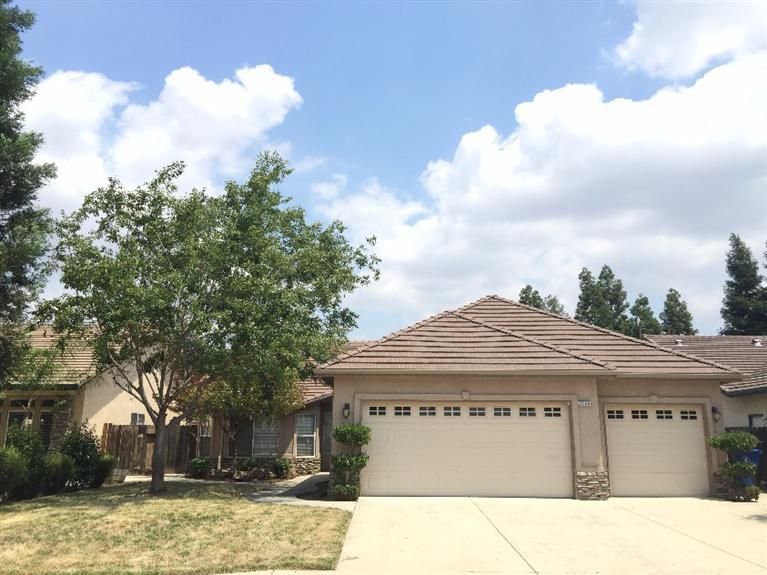 2555 Coventry Ave, Clovis, CA 93611 photo 1