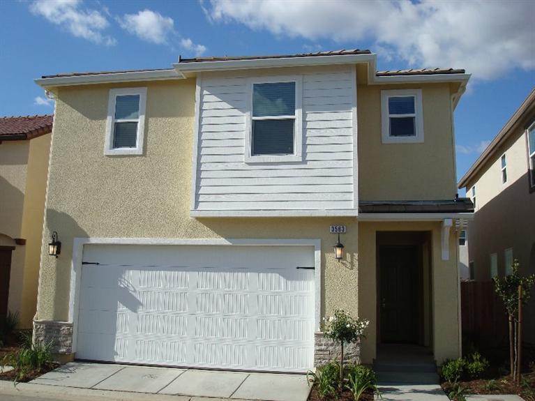 3579 Significant Way, Clovis, CA 93619 photo 1