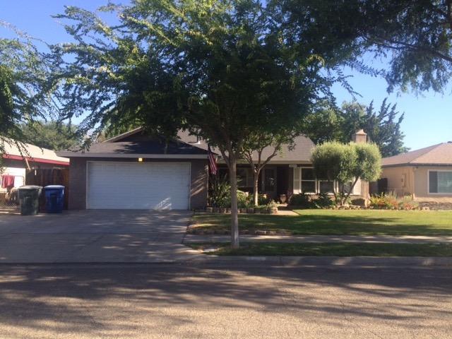 2805 Greenwood Dr, Madera, CA 93637 photo 1