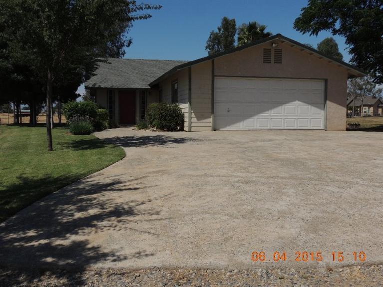 12118 E Los Altos Ave, Clovis, CA 93619 photo 1