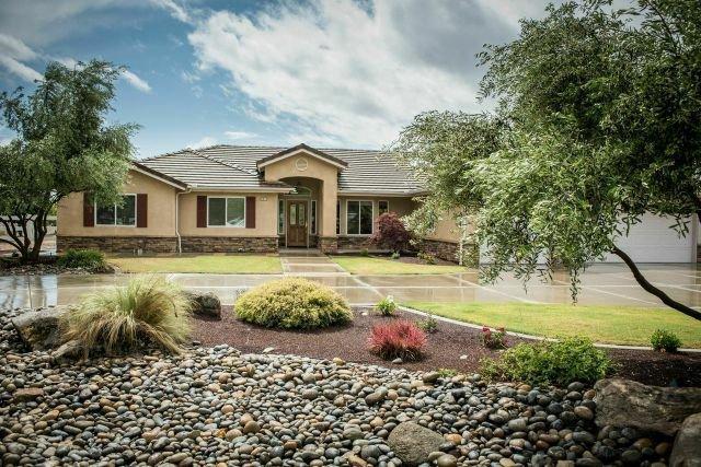8375 E Paul Ave, Clovis, CA 93619 photo 1