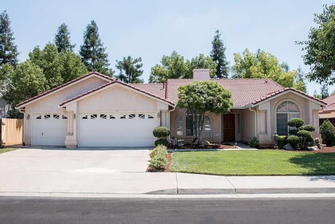 862 Minarets Ave, Clovis, CA 93611 photo 1