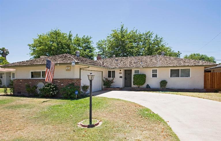 4014 E Fedora Ave, Fresno, CA 93726 photo 1