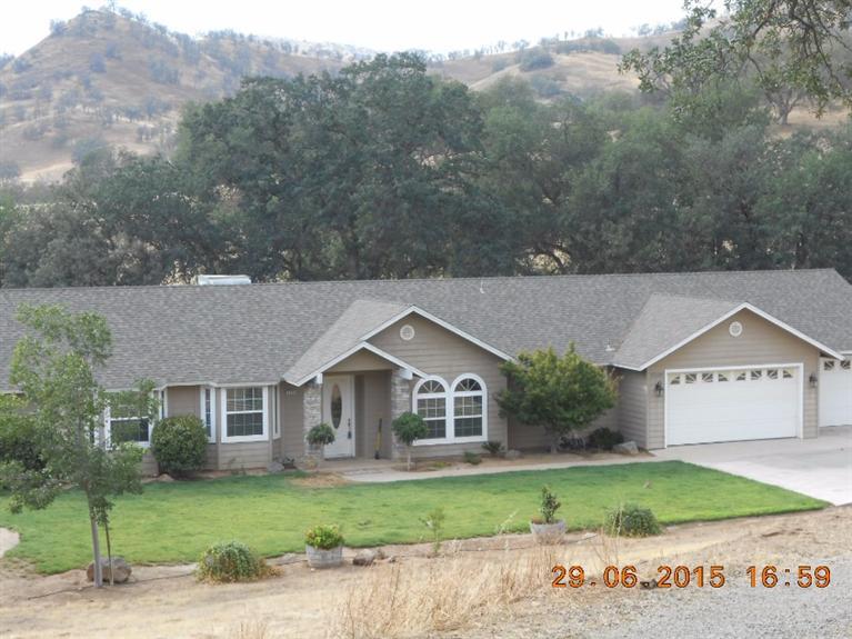 7206 Pinto Dr, Sanger, CA 93657 photo 1