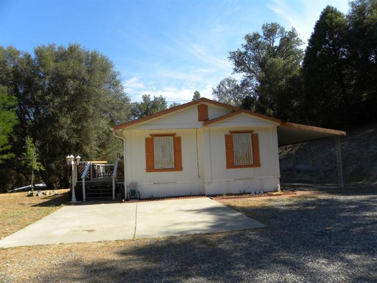 39581 Evergreen Dr, Oakhurst, CA 93644 photo 1