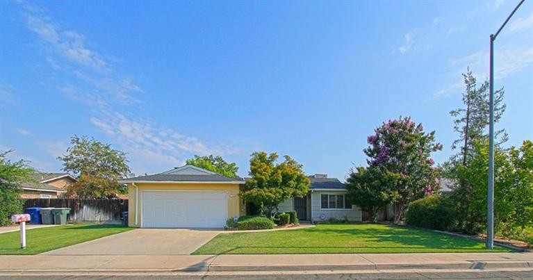 1753 Norwich Ave, Clovis, CA 93611 photo 1