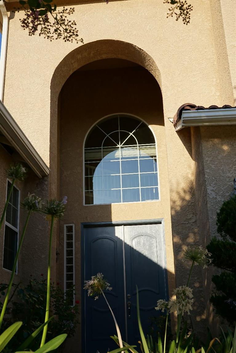 1807 N Joshua Ave, Clovis, CA 93619 photo 1