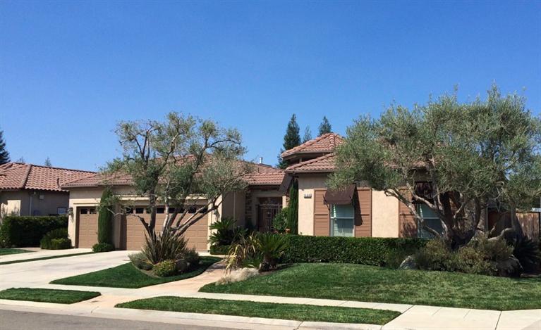 1464 N Hornet Ave, Clovis, CA 93619 photo 1