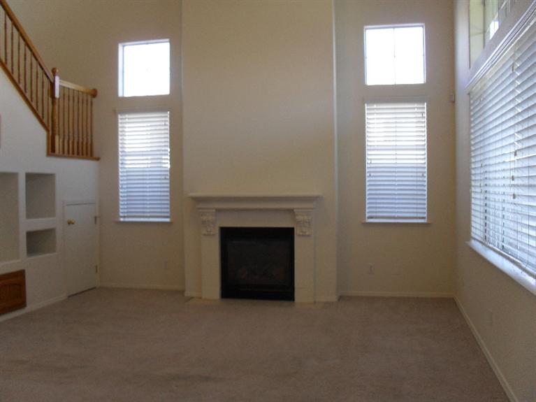 2923 Donner Ave, Clovis, CA 93611 photo 1