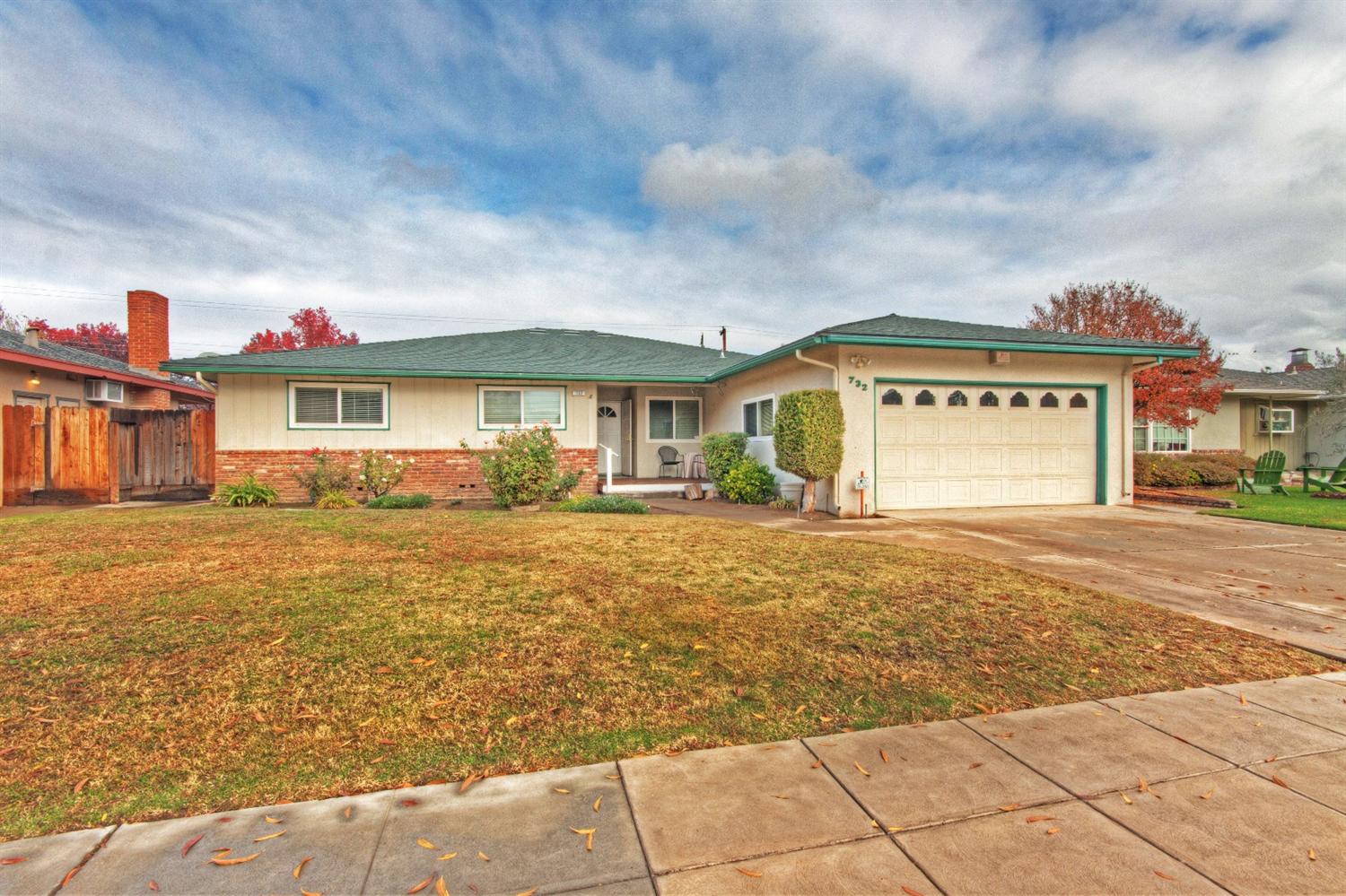 732 E Stuart Ave, Fresno, CA 93710 photo 1
