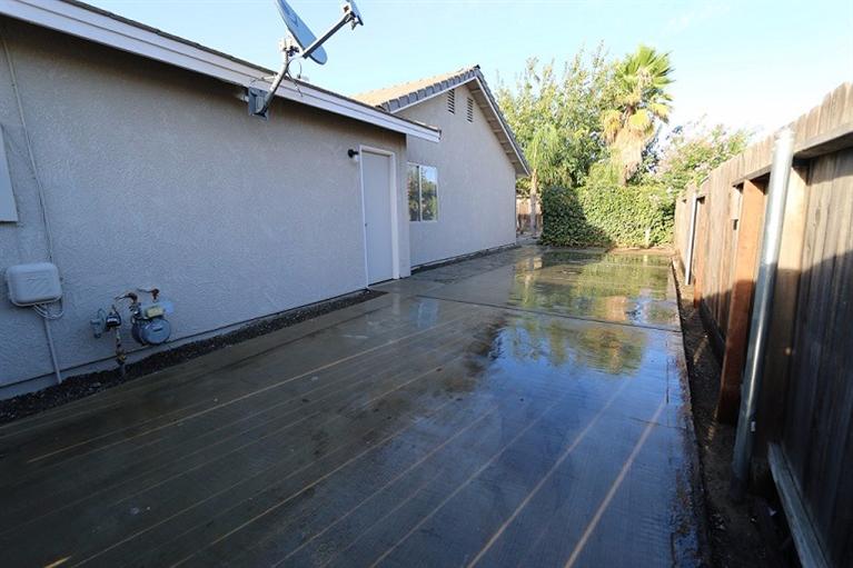3928 Jasper St, Selma, CA 93662 photo 1