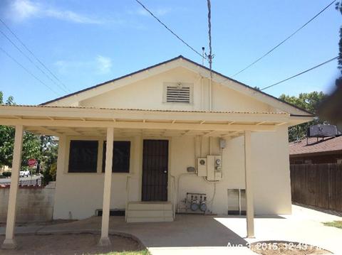 901 O St, Sanger, CA 93657 photo 1