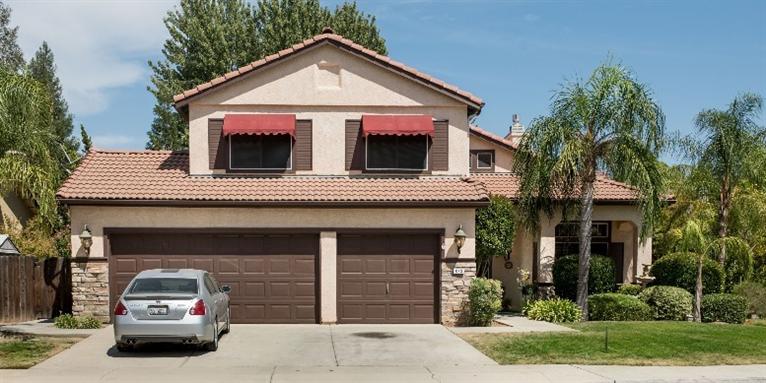 833 Holly Ave, Clovis, CA 93611 photo 1