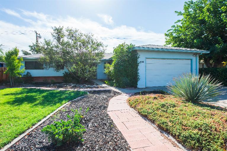 1909 Harvard Ave, Clovis, CA 93612 photo 1