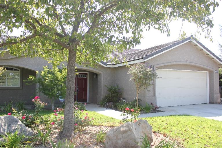362 S Boyd Ave, Kerman, CA 93630 photo 1