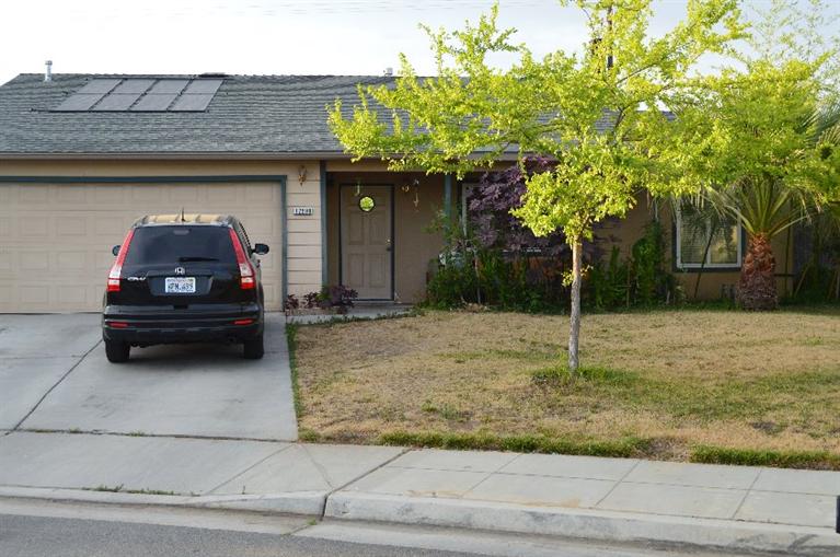 12598 W A St, Biola, CA 93606 photo 1