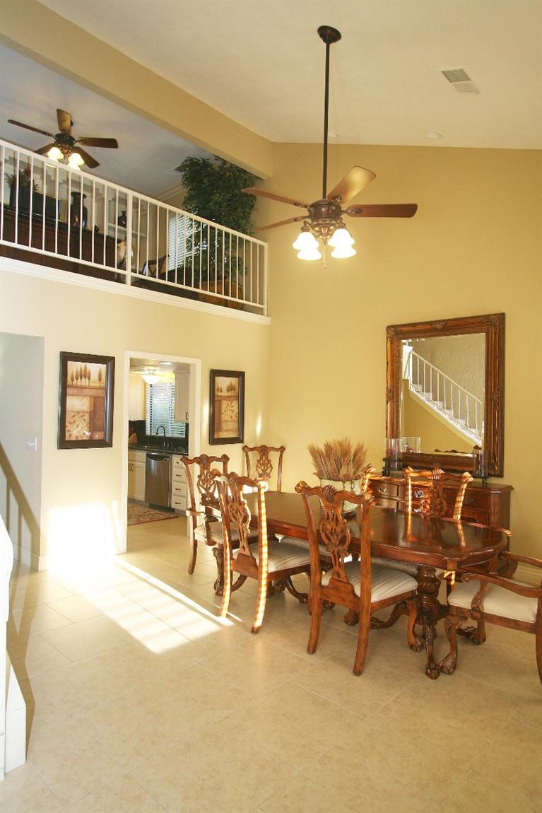 643 N Shirley Ave, Clovis, CA 93611 photo 1