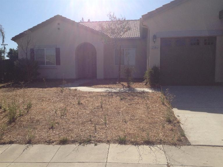 2984 Whitmore Ave, Clovis, CA 93619 photo 1