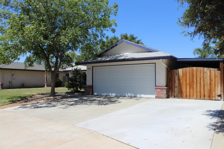 1225 Griffith Ave, Clovis, CA 93612 photo 1