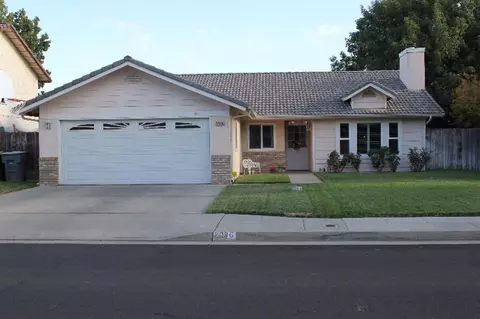 2086 Polson Ave, Clovis, CA 93611 photo 1