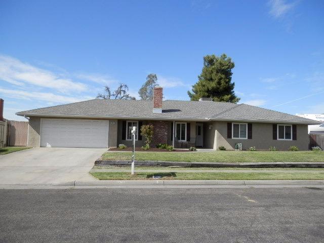 1813 Riverview Dr, Madera, CA 93637 photo 1
