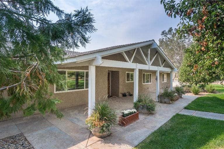 8271 Chamise Ave, Clovis, CA 93619 photo 1