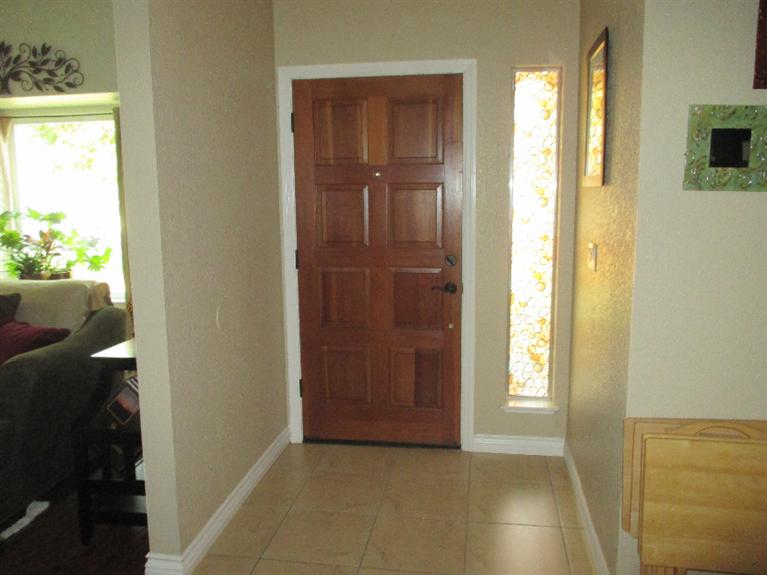 170 N Magnolia Ave, Clovis, CA 93611 photo 1