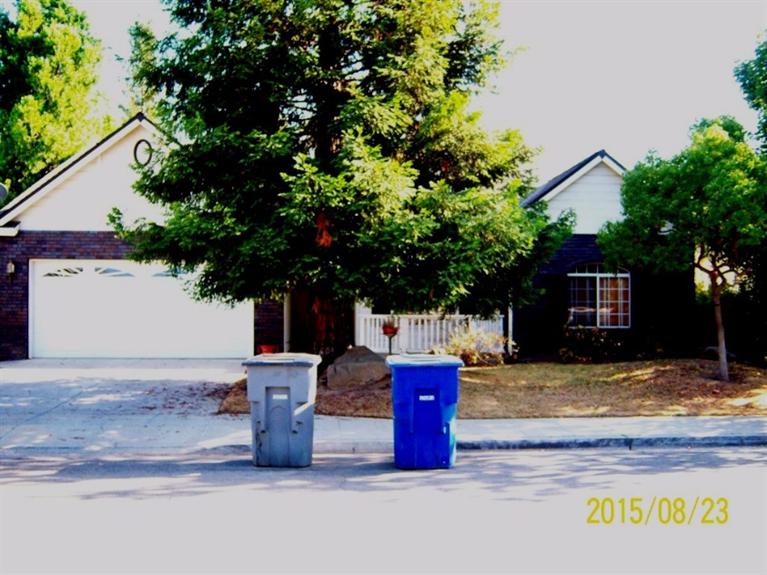 2643 E Fallbrook Ave, Fresno, CA 93720 photo 1