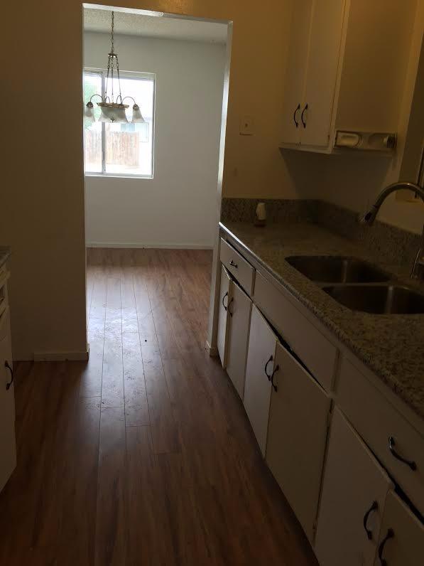 1949 Tri Circle Dr, Firebaugh, CA 93622 photo 1