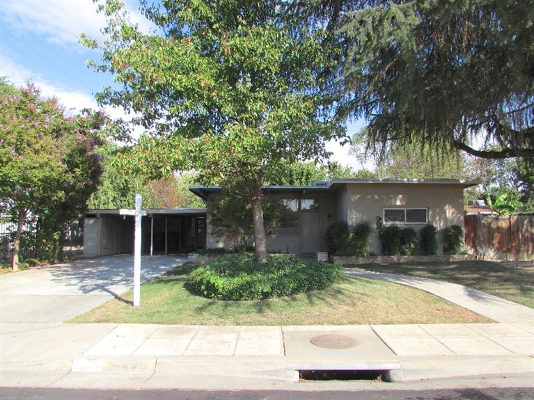 333 Elm Ave, Clovis, CA 93612 photo 1