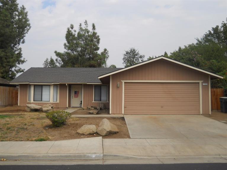 1725 Donner Ave, Clovis, CA 93611 photo 1