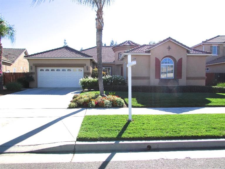 2280 Deauville Cir, Clovis, CA 93619 photo 1
