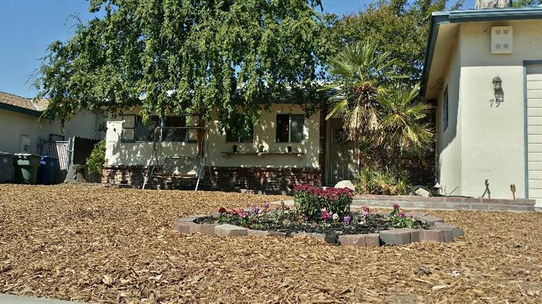 79 W Holland Ave, Clovis, CA 93612 photo 1