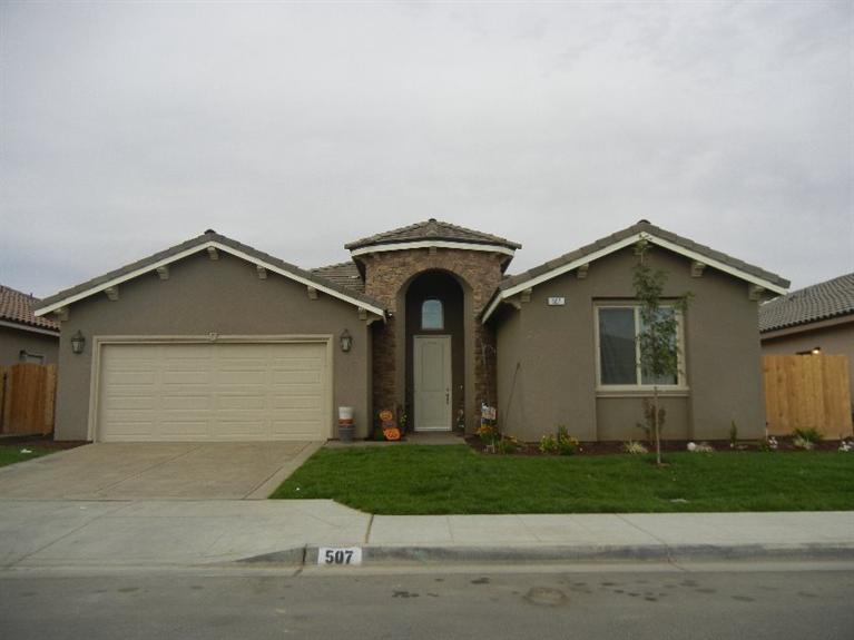 2671 Pamela Dr, Madera, CA 93637 photo 1