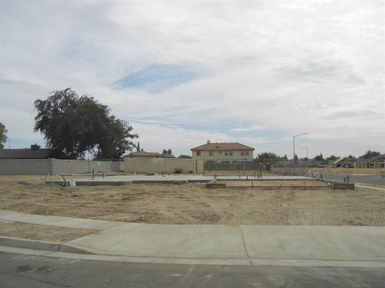 15623 W Gragnani, Kerman, CA 93630 photo 1