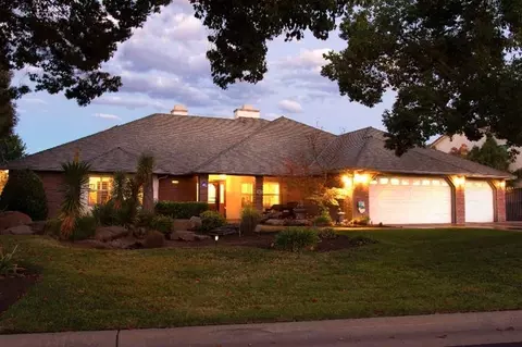 2843 Carolina Ave, Clovis, CA 93611 photo 1