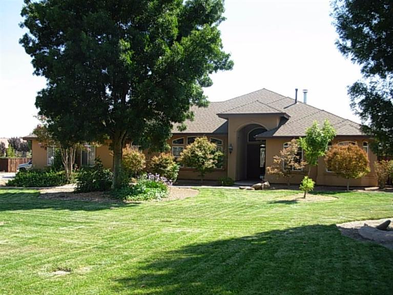 16823 Paula, Madera, CA 93636 photo 1