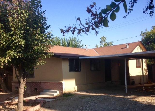 1926 Young St, Selma, CA 93662 photo 1