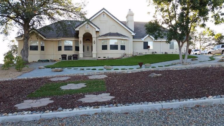 14538 Crown Oak Dr, Prather, CA 93651 photo 1
